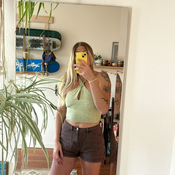 ✨ BILLABONG CROPPED HALTER TOP SZ M - Picture 5 of 6